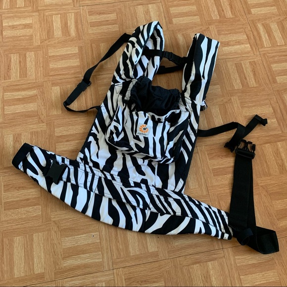 ergobaby zebra